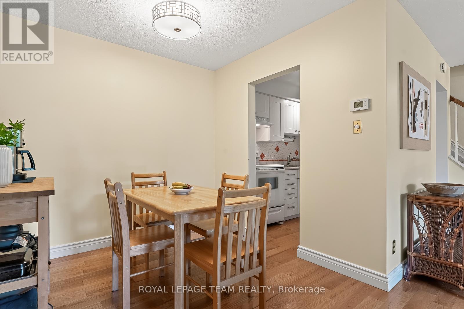 #7 402 MONTFORT STREET - 9