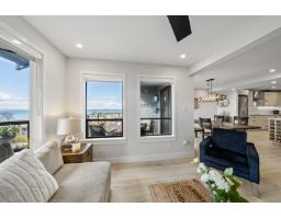 2 14985 Victoria Avenue, White Rock, BC V4B1G2 Photo 6