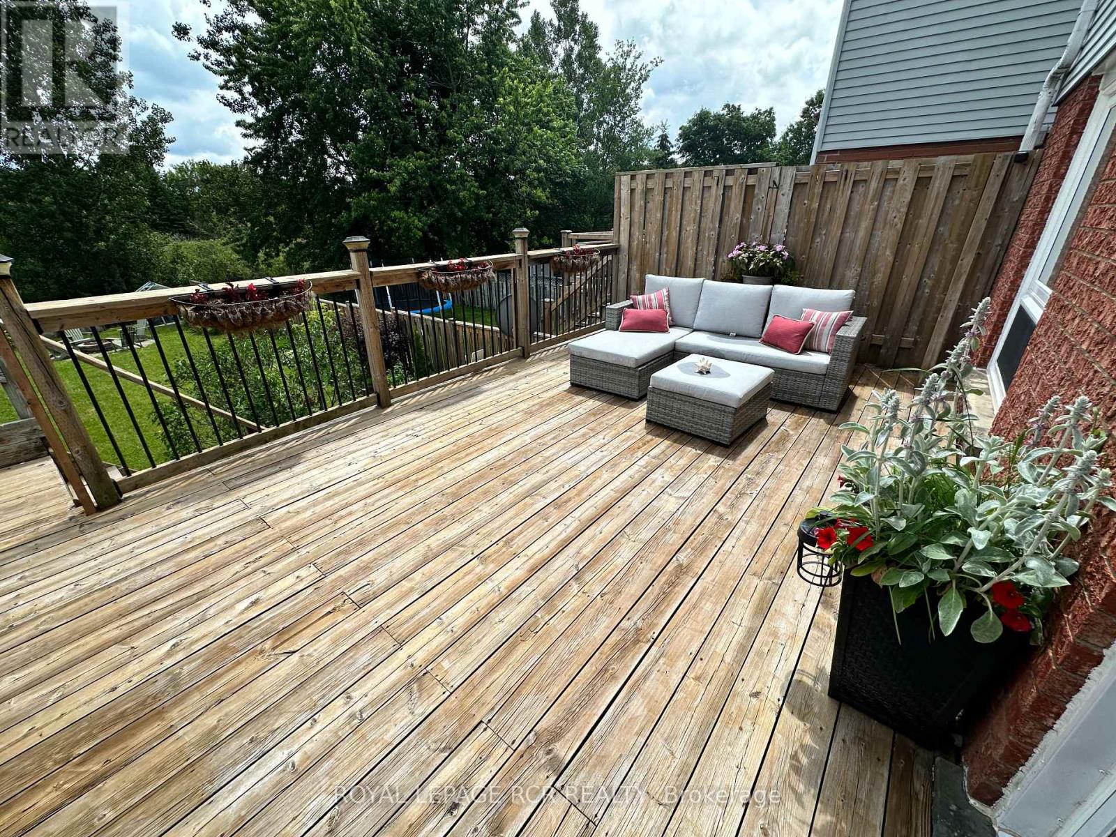 364 ADAMS COURT - 29