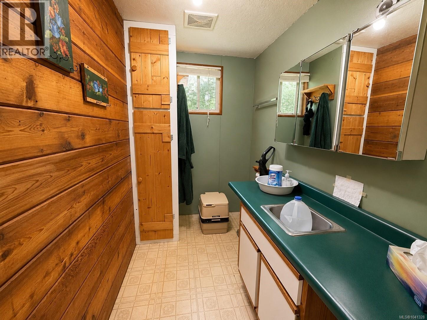 7775 Central Rd - 11