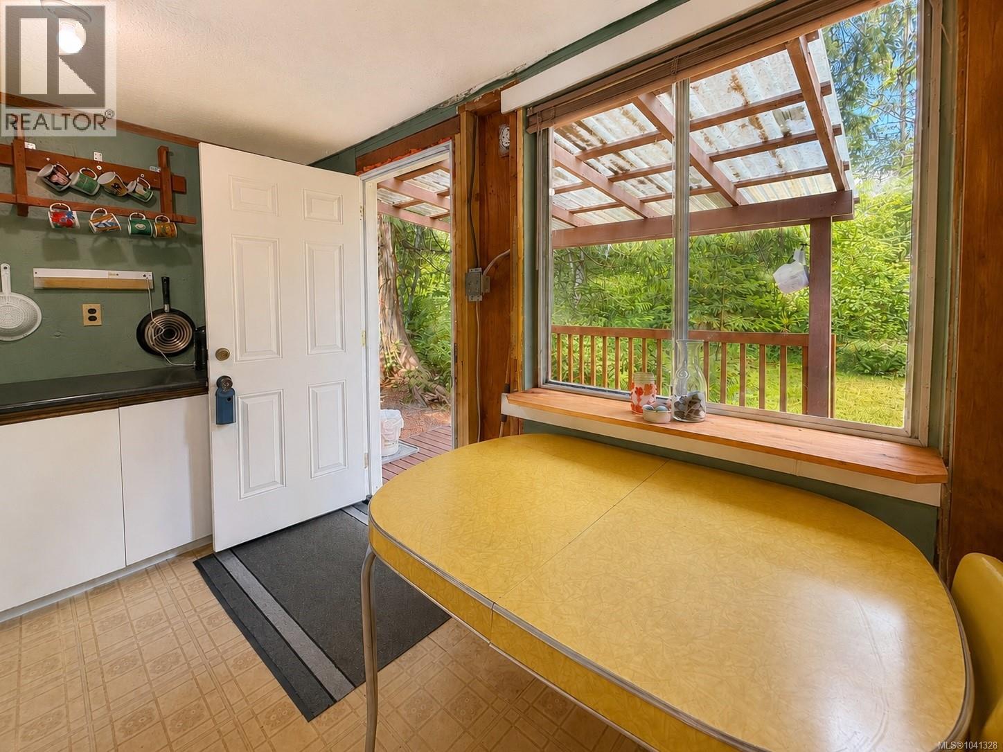 7775 Central Rd - 4