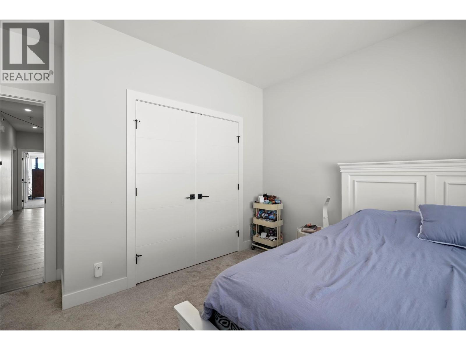 695 Deans Drive - 40