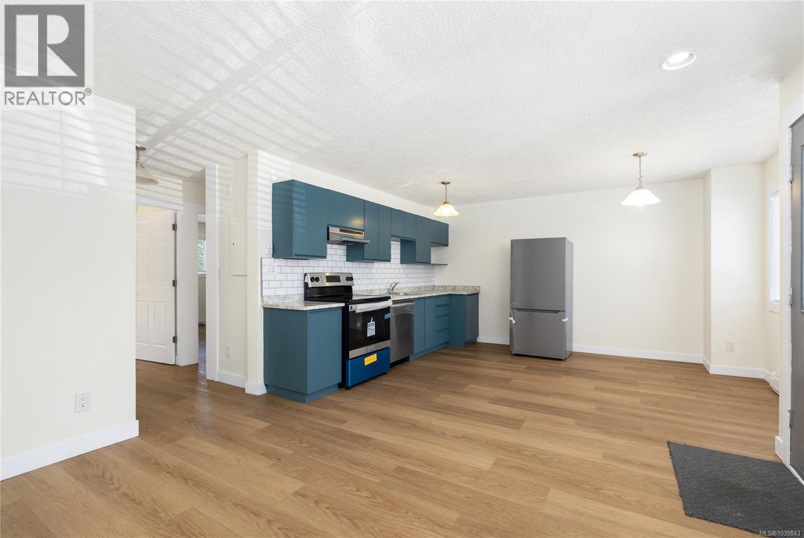 #304 2525 Dingwall St - Image 7