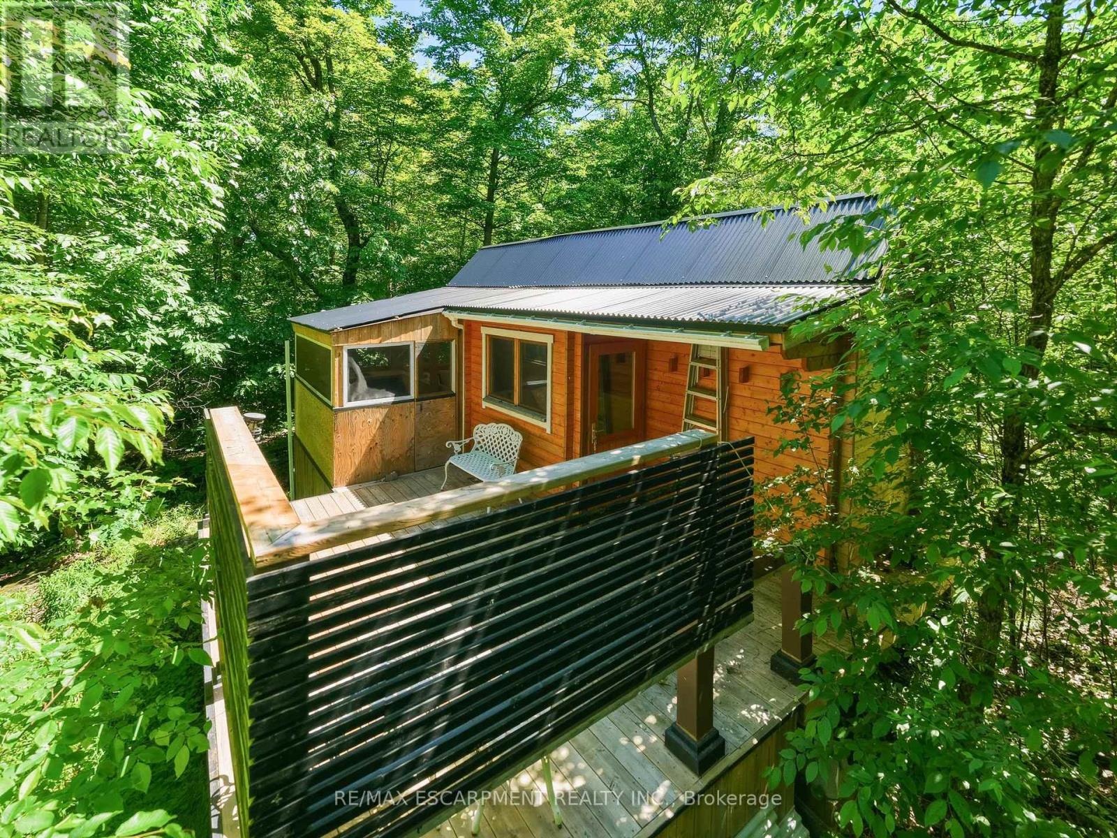 1700 LORIMER LAKE ROAD E - 35