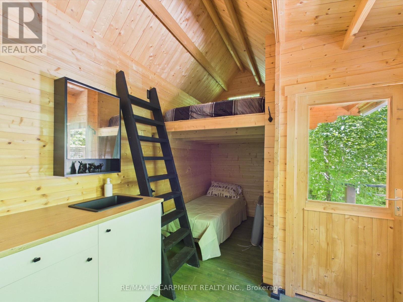 1700 LORIMER LAKE ROAD E - 37