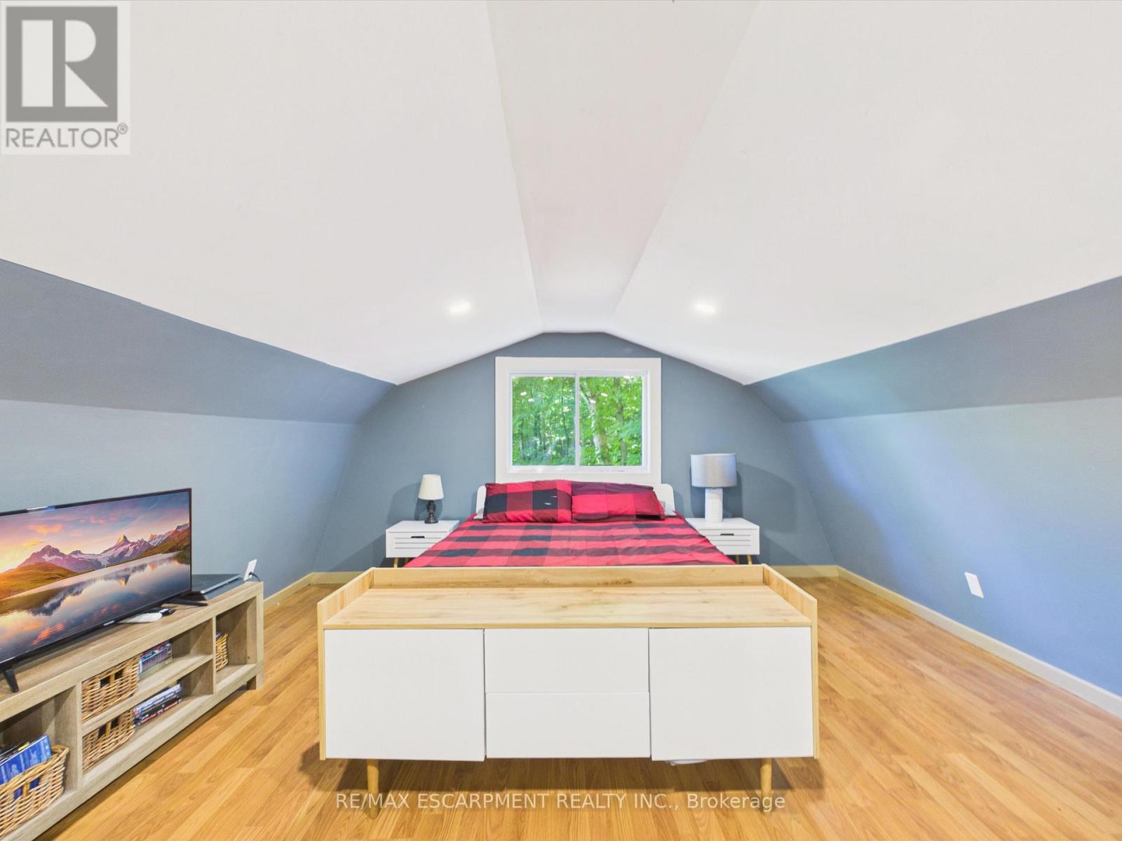 1700 LORIMER LAKE ROAD E - 33