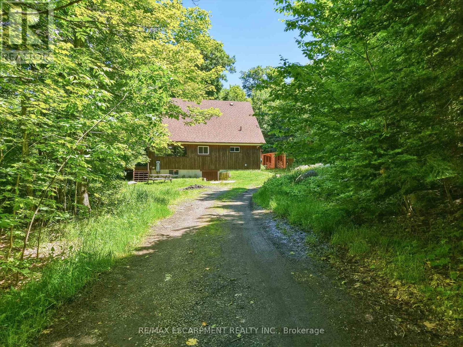 1700 LORIMER LAKE ROAD E - 40