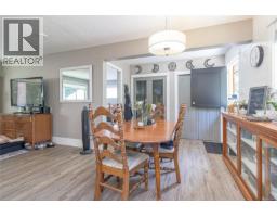 Bedroom - 6340 Island Hwy W, Qualicum Beach, BC V9K2E5 Photo 11
