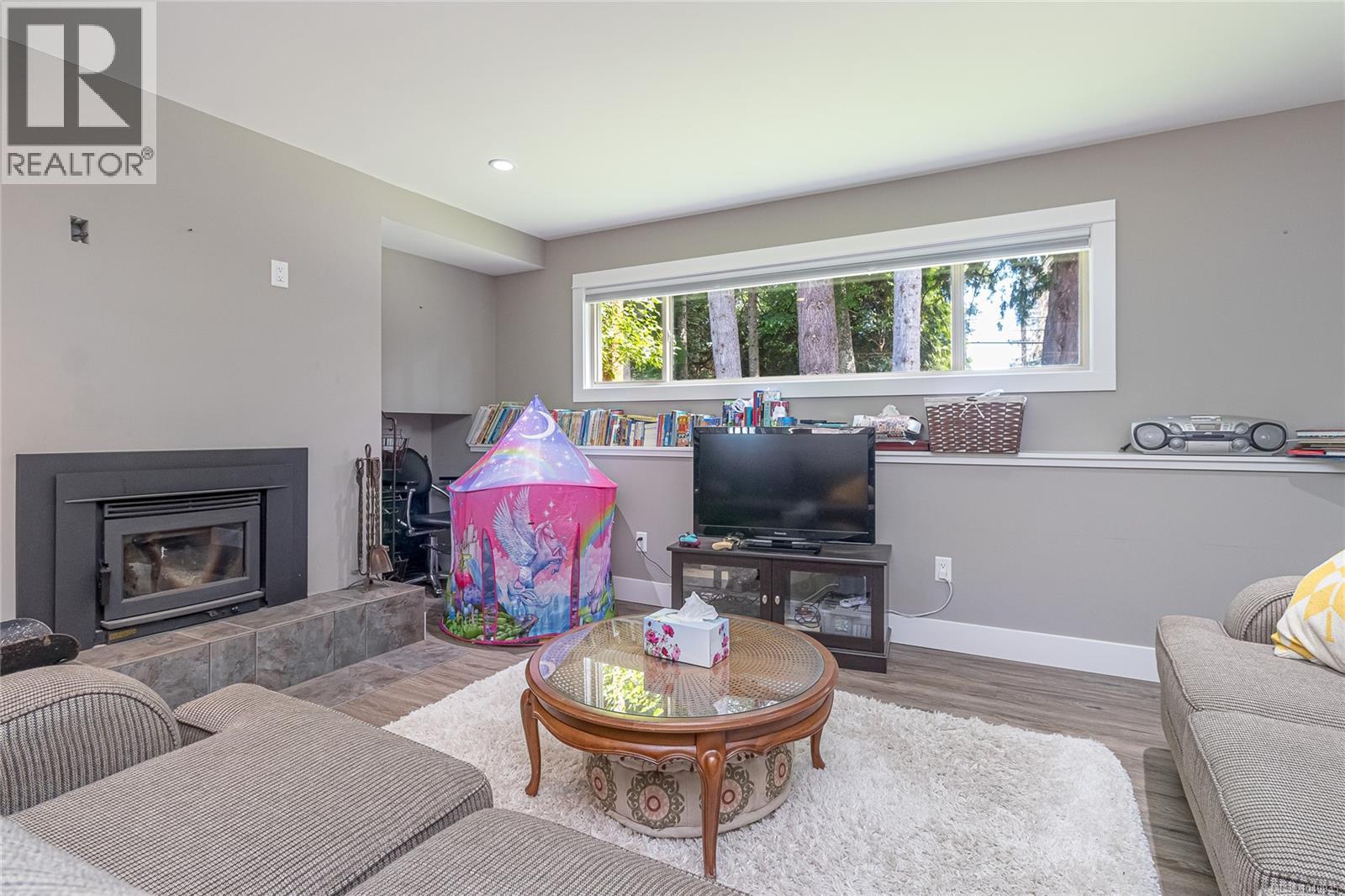 6340 Island Hwy W - 13