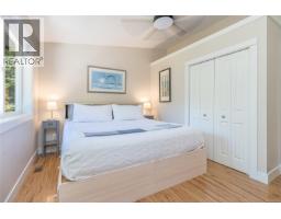 6340 Island Hwy W, Qualicum Beach, BC V9K2E5 Photo 35
