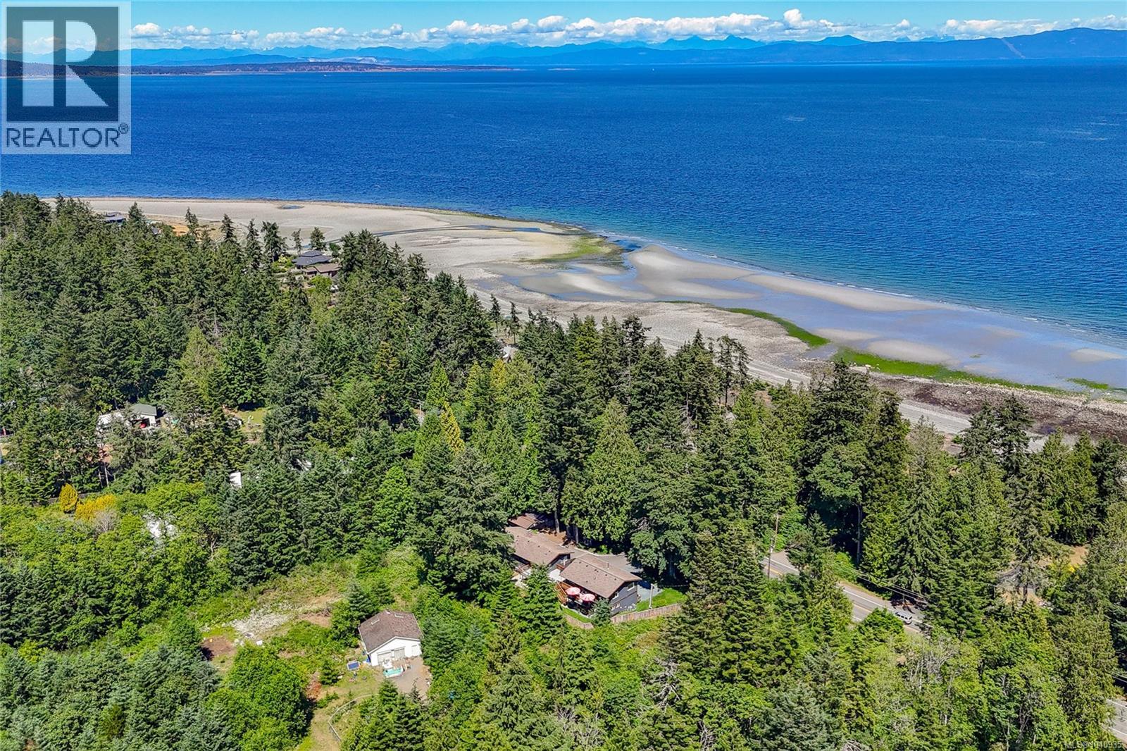 6340 Island Hwy W - 74