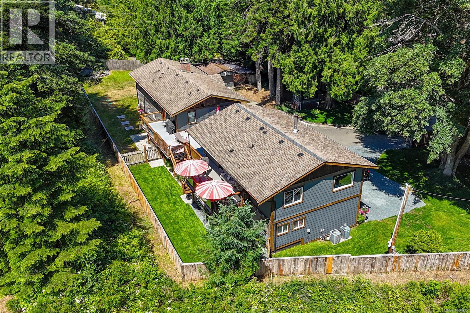 6340 Island Hwy W - 69