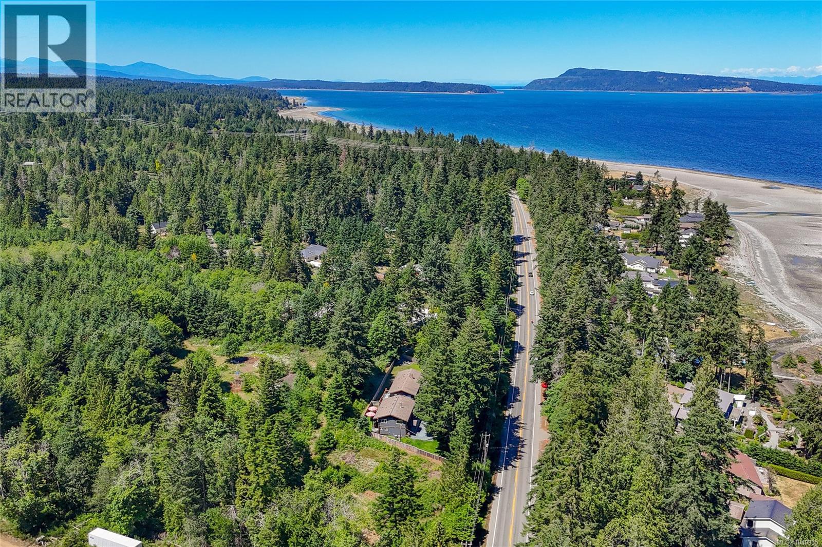 6340 Island Hwy W - 75