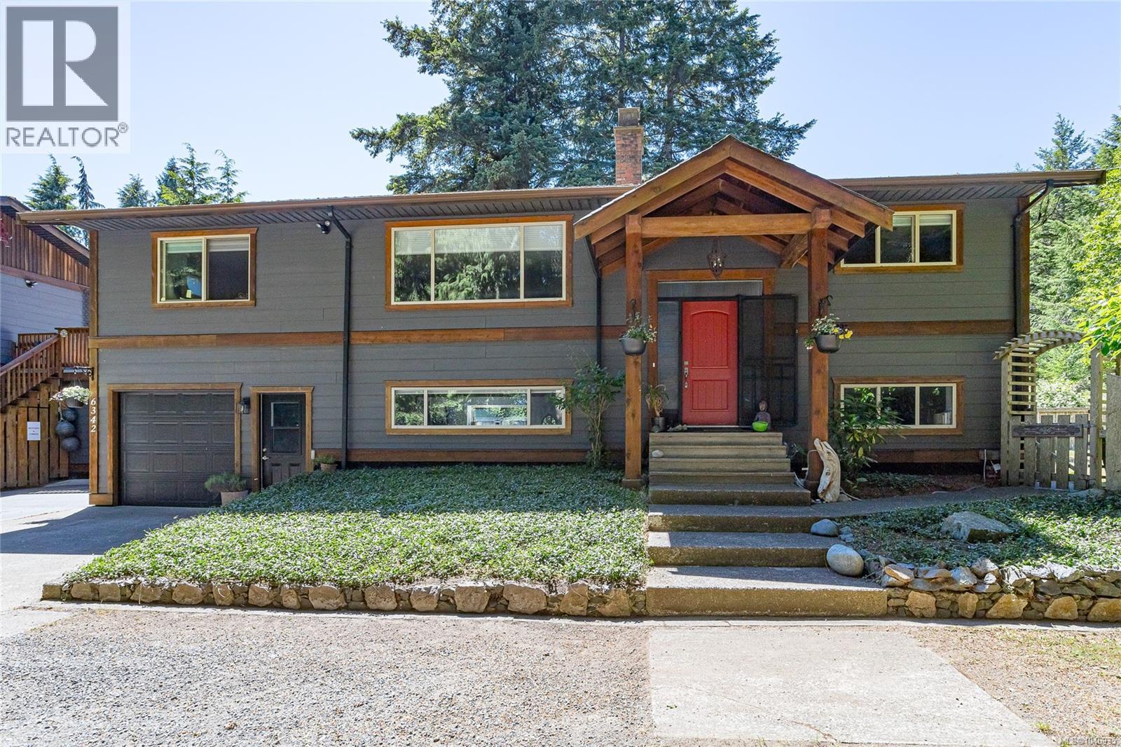 6340 Island Hwy W - 50