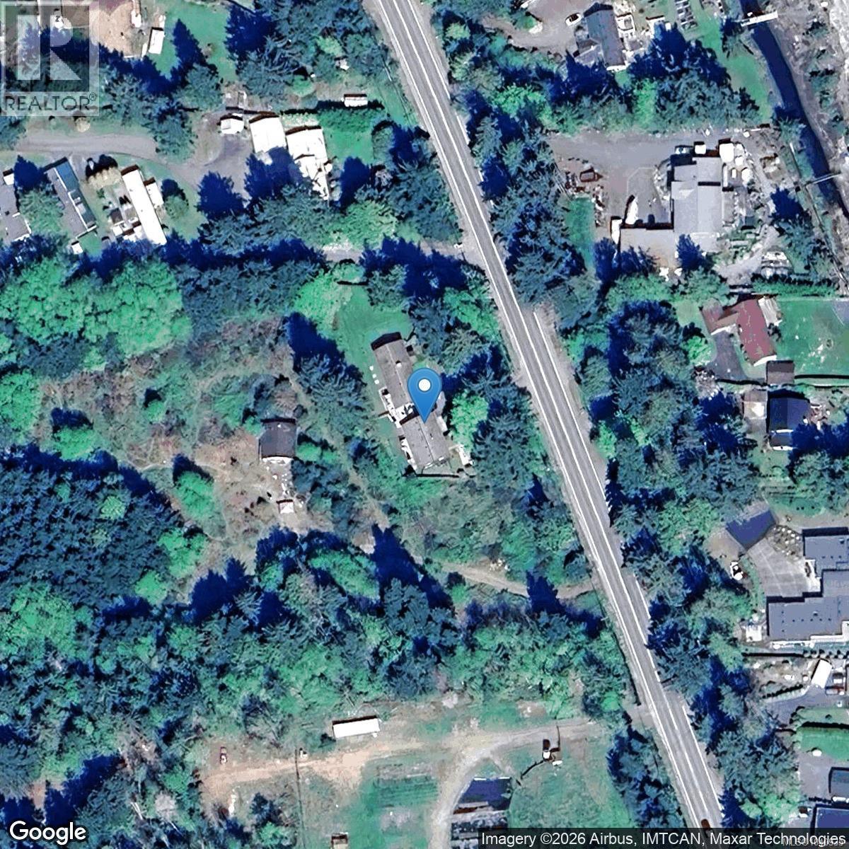 6340 Island Hwy W - 76
