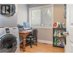 6340 Island Hwy W, Qualicum Beach, BC V9K2E5 Photo 43