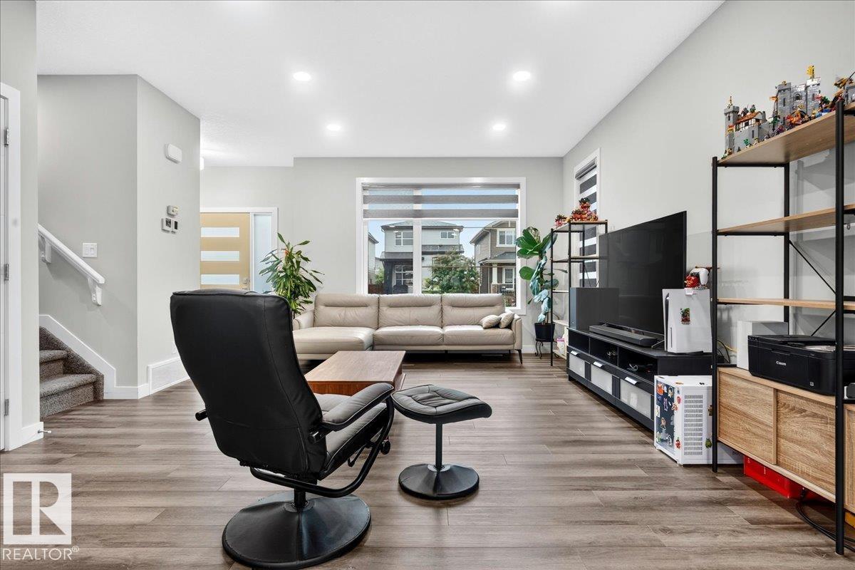 18139 75 ST NW - 12