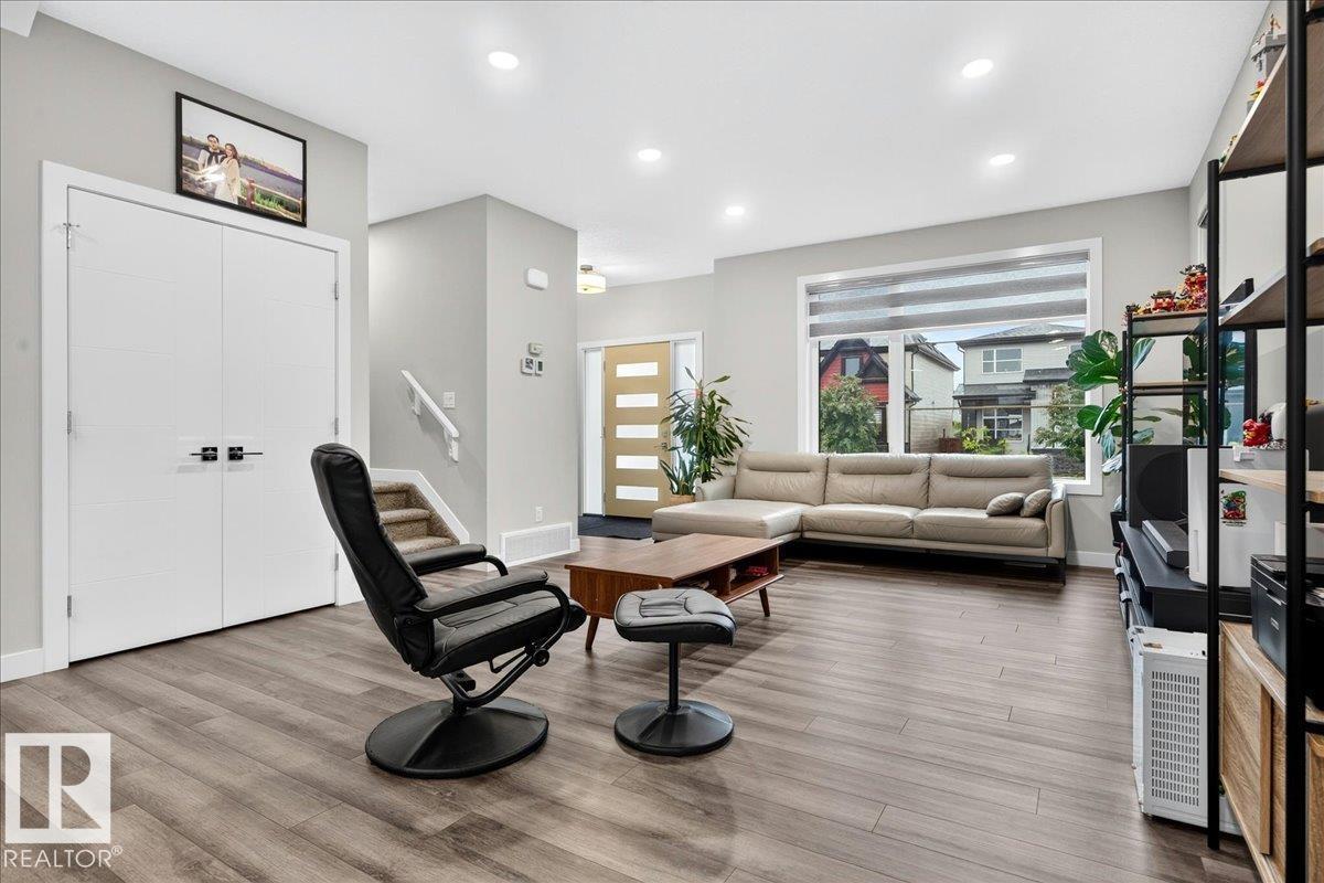 18139 75 ST NW - 14