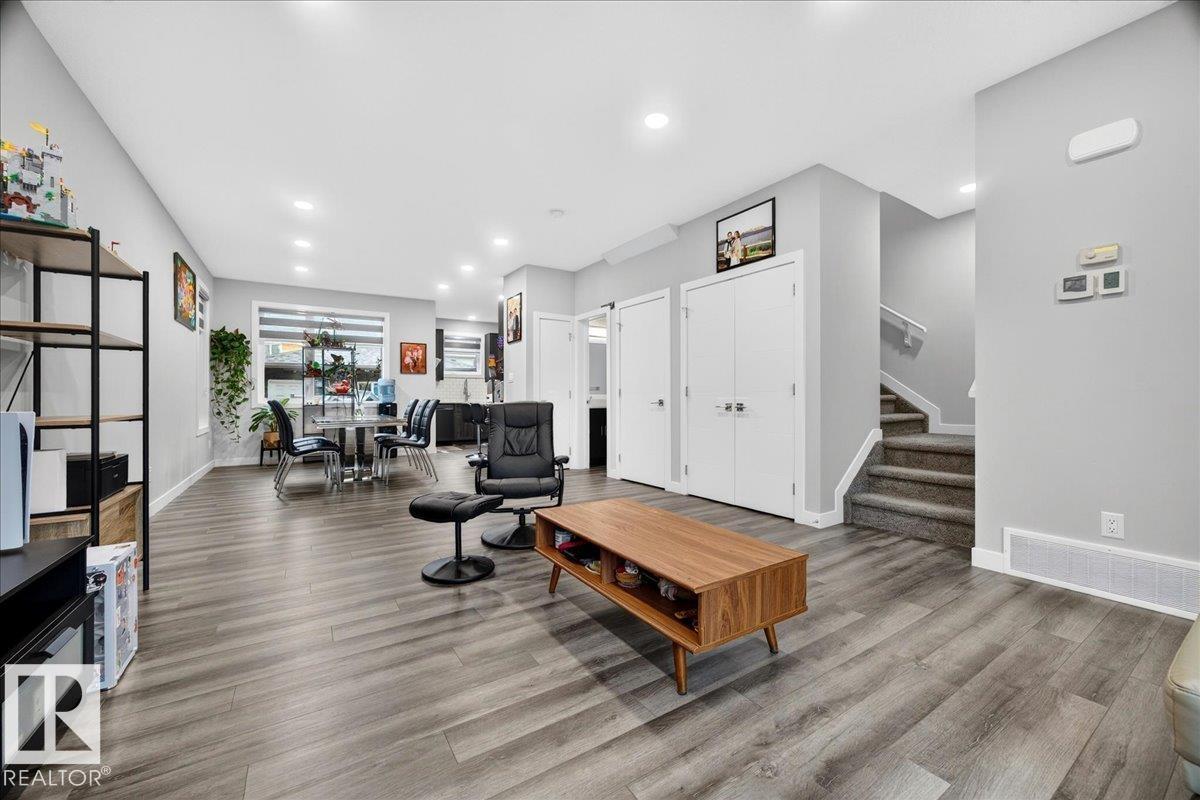 18139 75 ST NW - 15