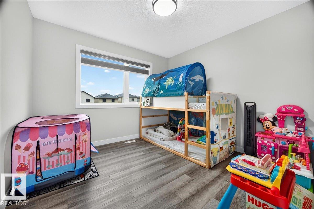 18139 75 ST NW - 35