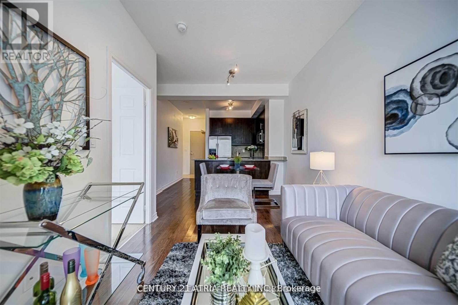 #1109 18 HOLMES AVENUE - 6