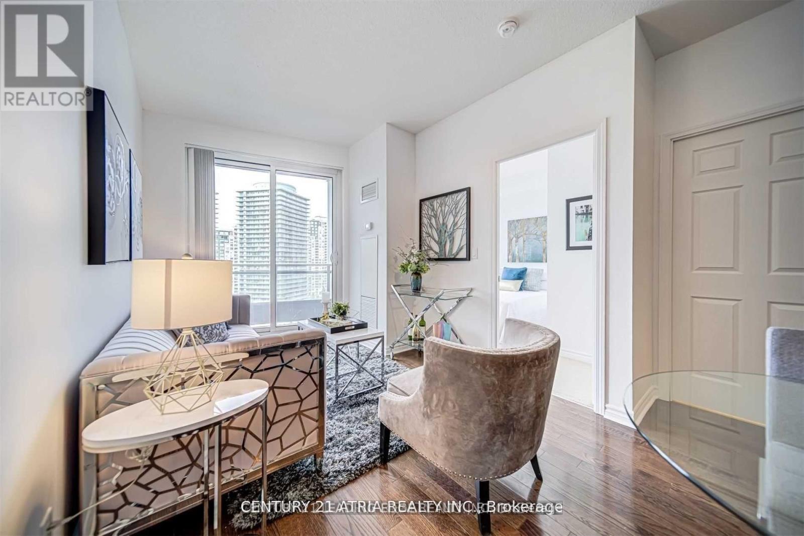 #1109 18 HOLMES AVENUE - 7