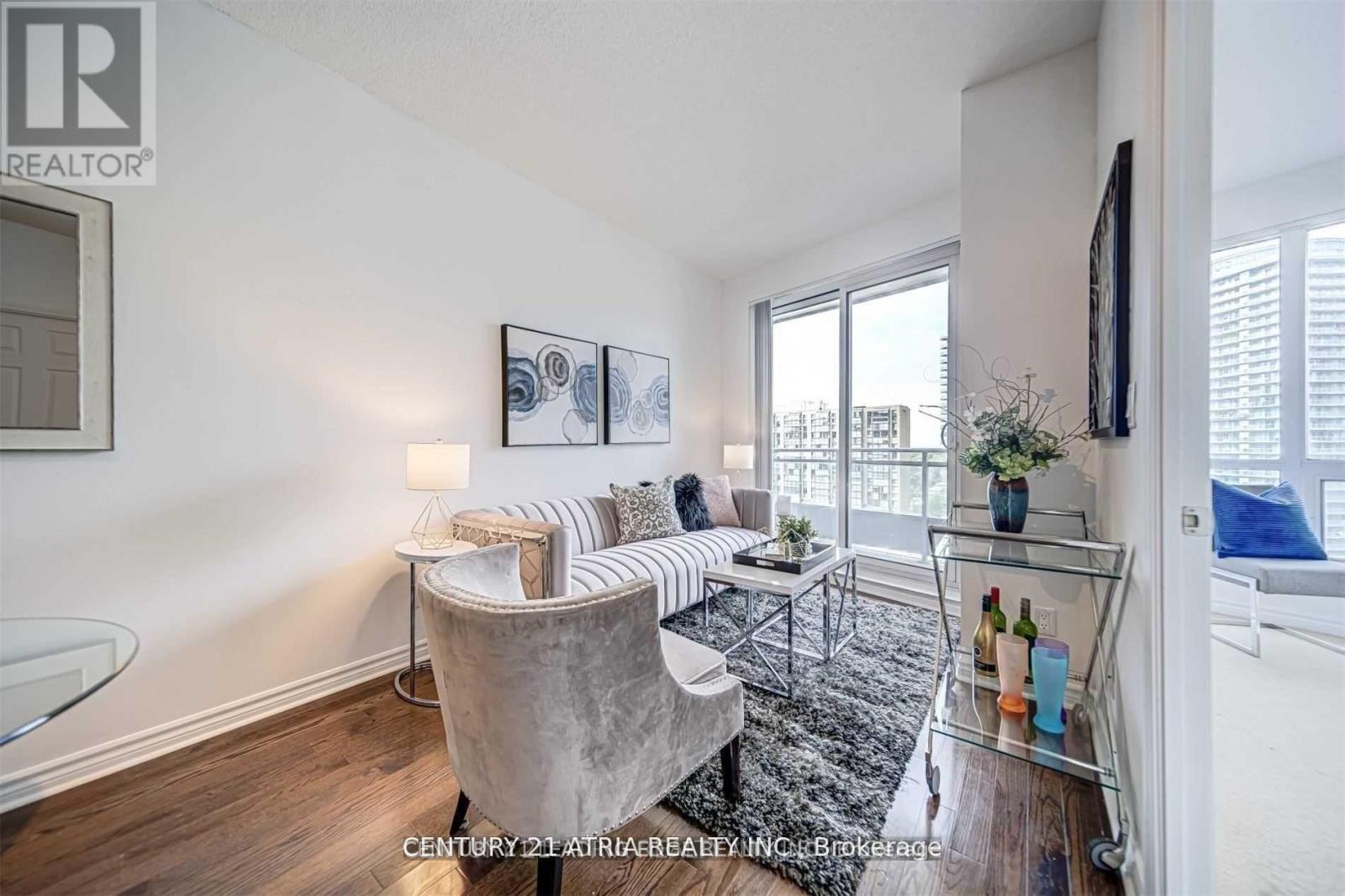 #1109 18 HOLMES AVENUE - 8