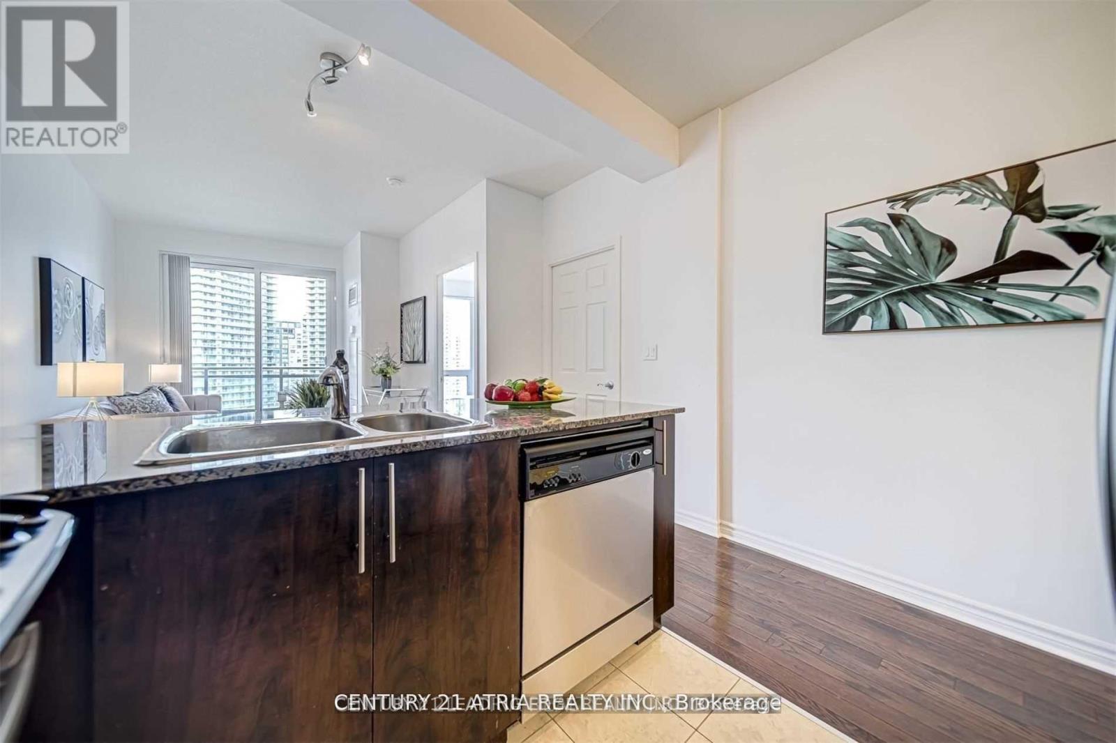 #1109 18 HOLMES AVENUE - 9