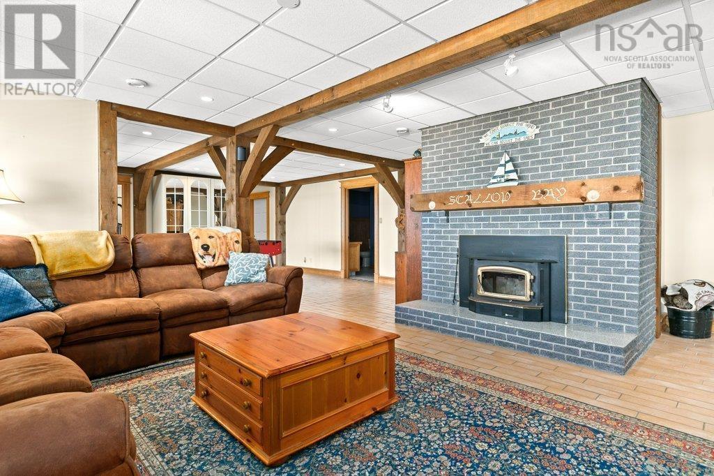226 Crandall Road - 38