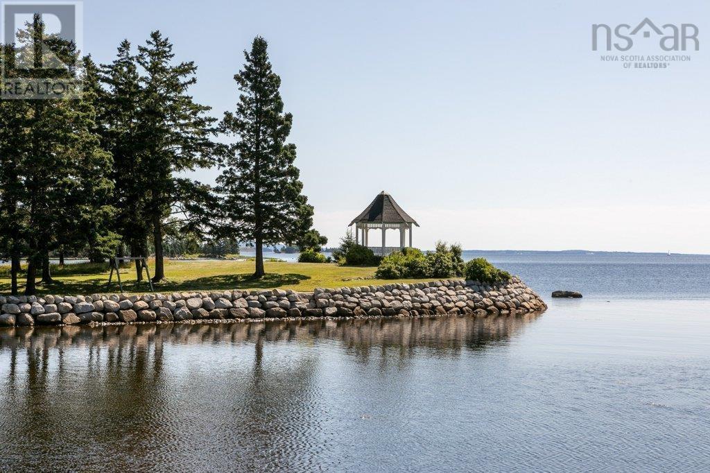 226 Crandall Road - 49