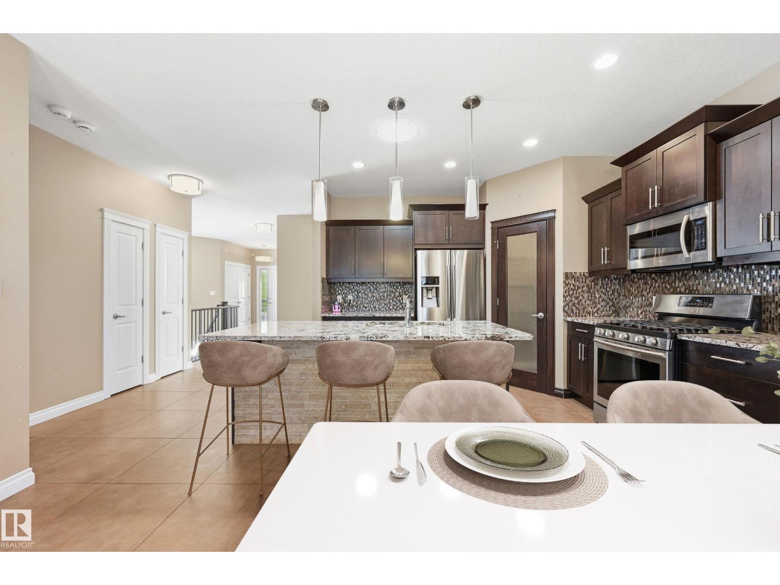 629 ORTONA WY NW - 6