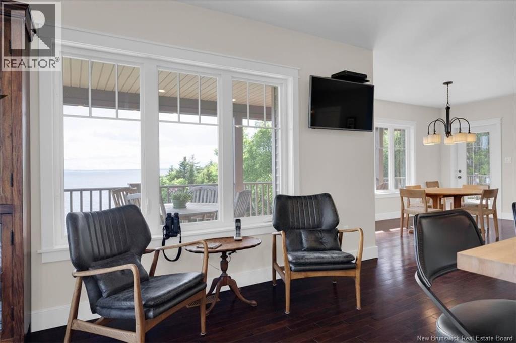 540 Shore Road - Image 12