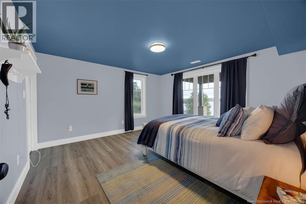540 Shore Road - Image 28