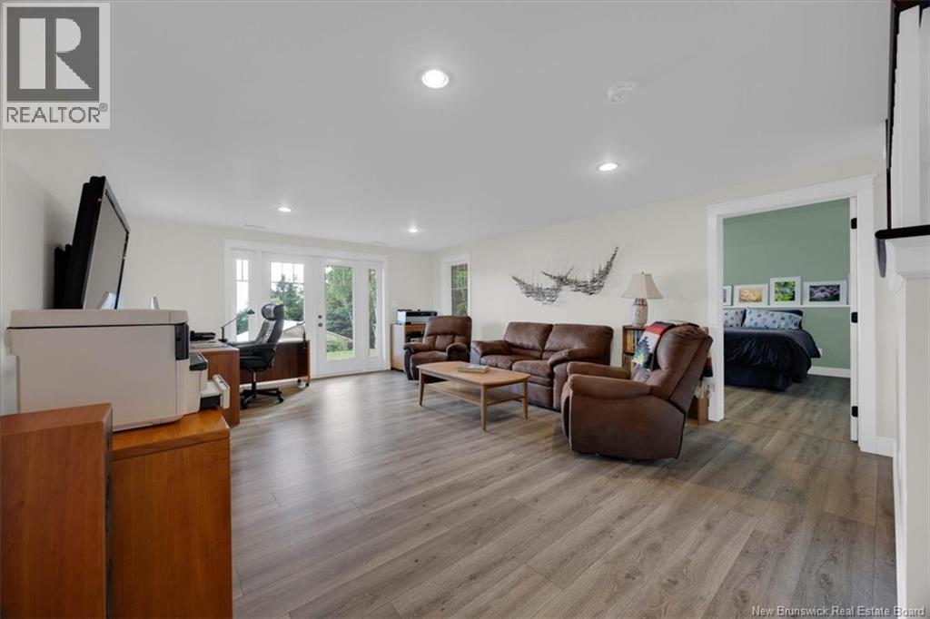 540 Shore Road - Image 23