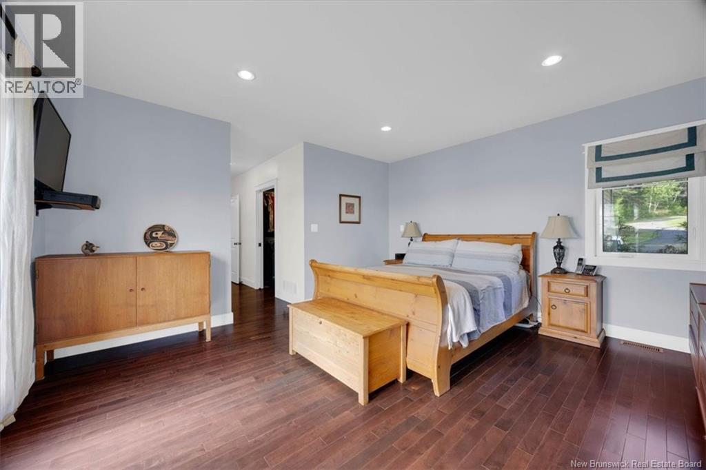 540 Shore Road - Image 17