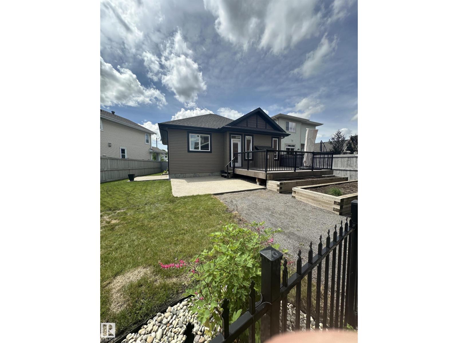 629 ORTONA WY NW - 33