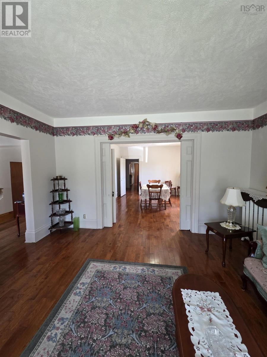673 George St Street - 15