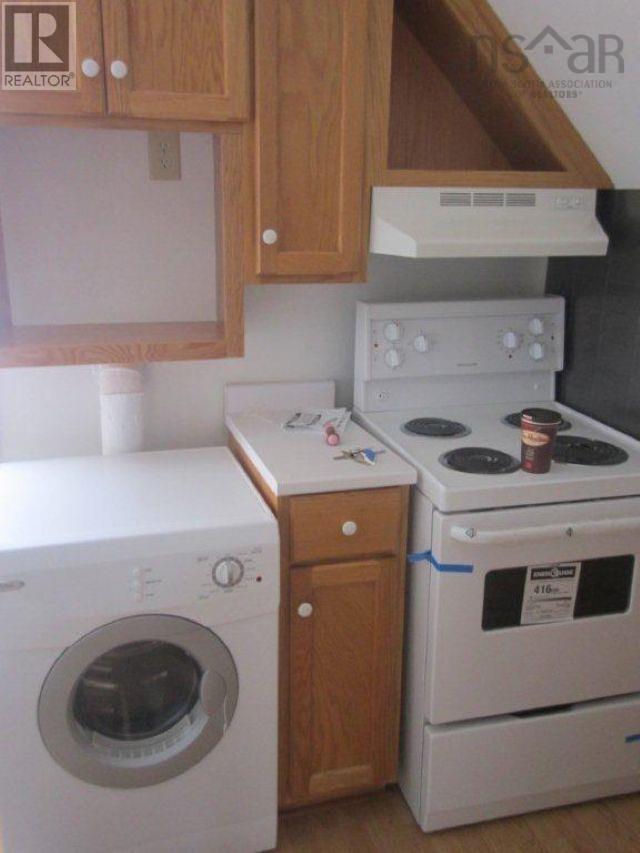 673 George St Street - 36