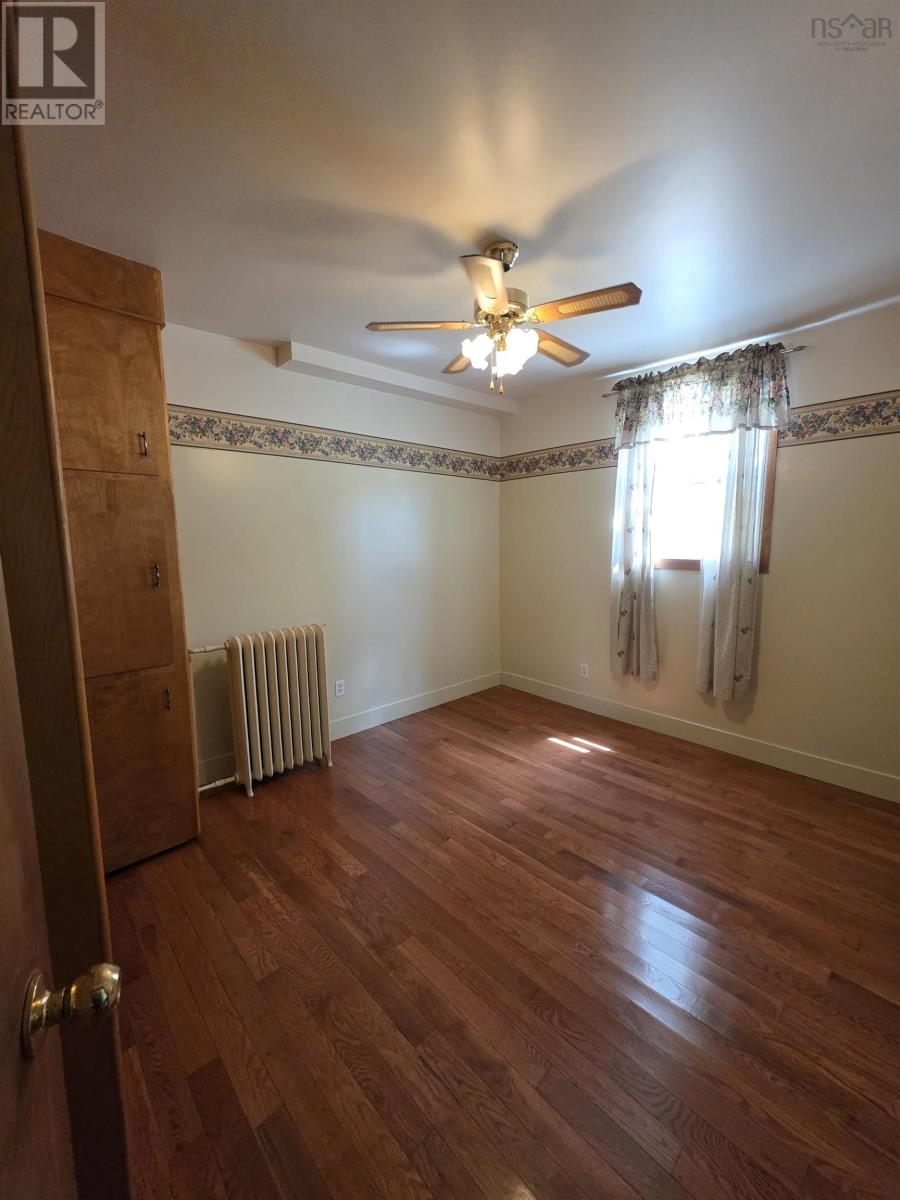 673 George St Street - 6