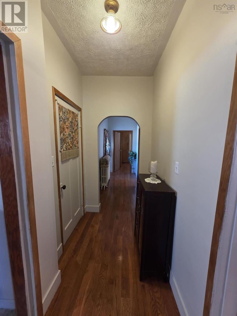 673 George St Street - 8