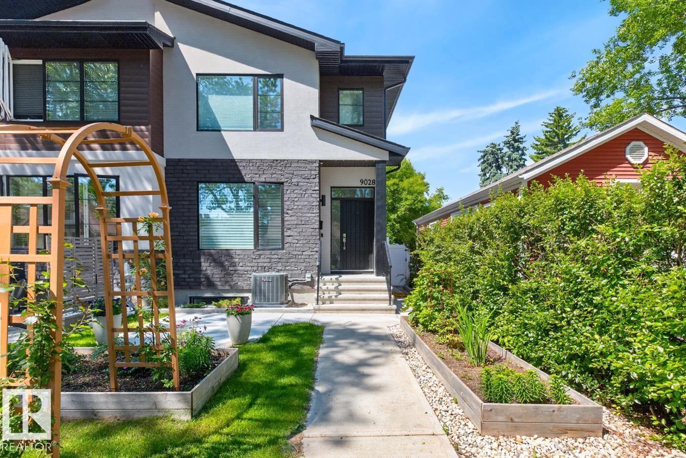 9028 90 ST NW - photo 2