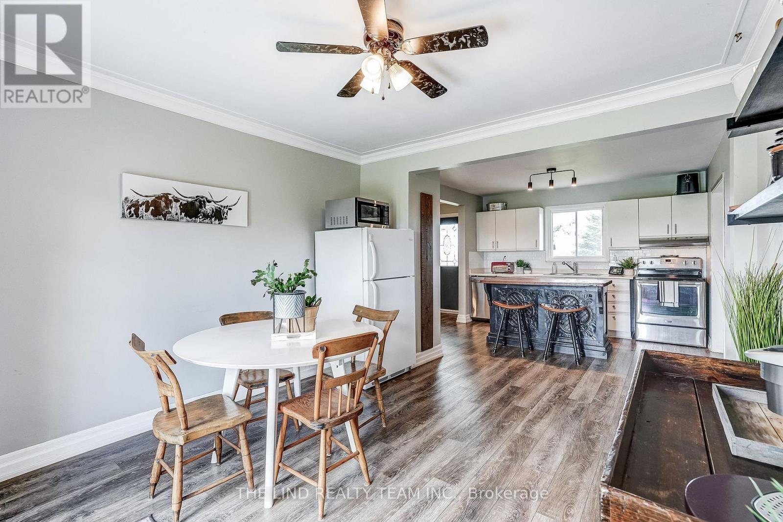 19505 BATHURST STREET - 11