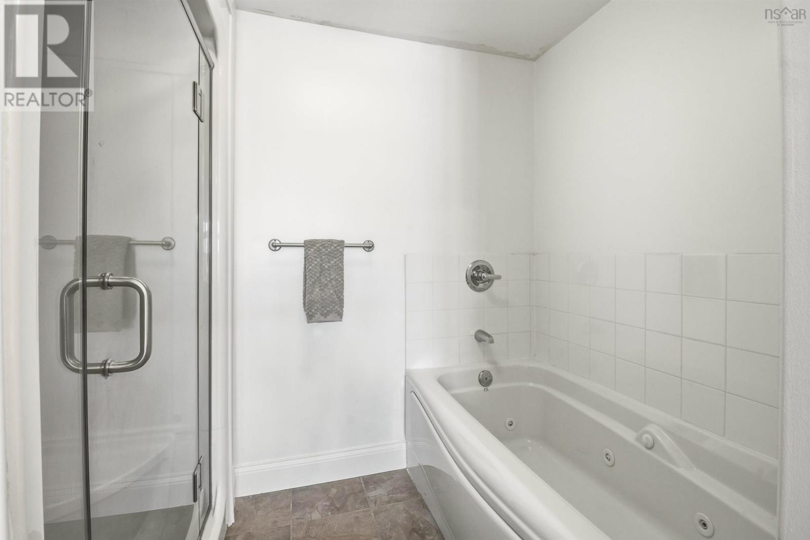 #107 60 Walter Havill Drive - 17