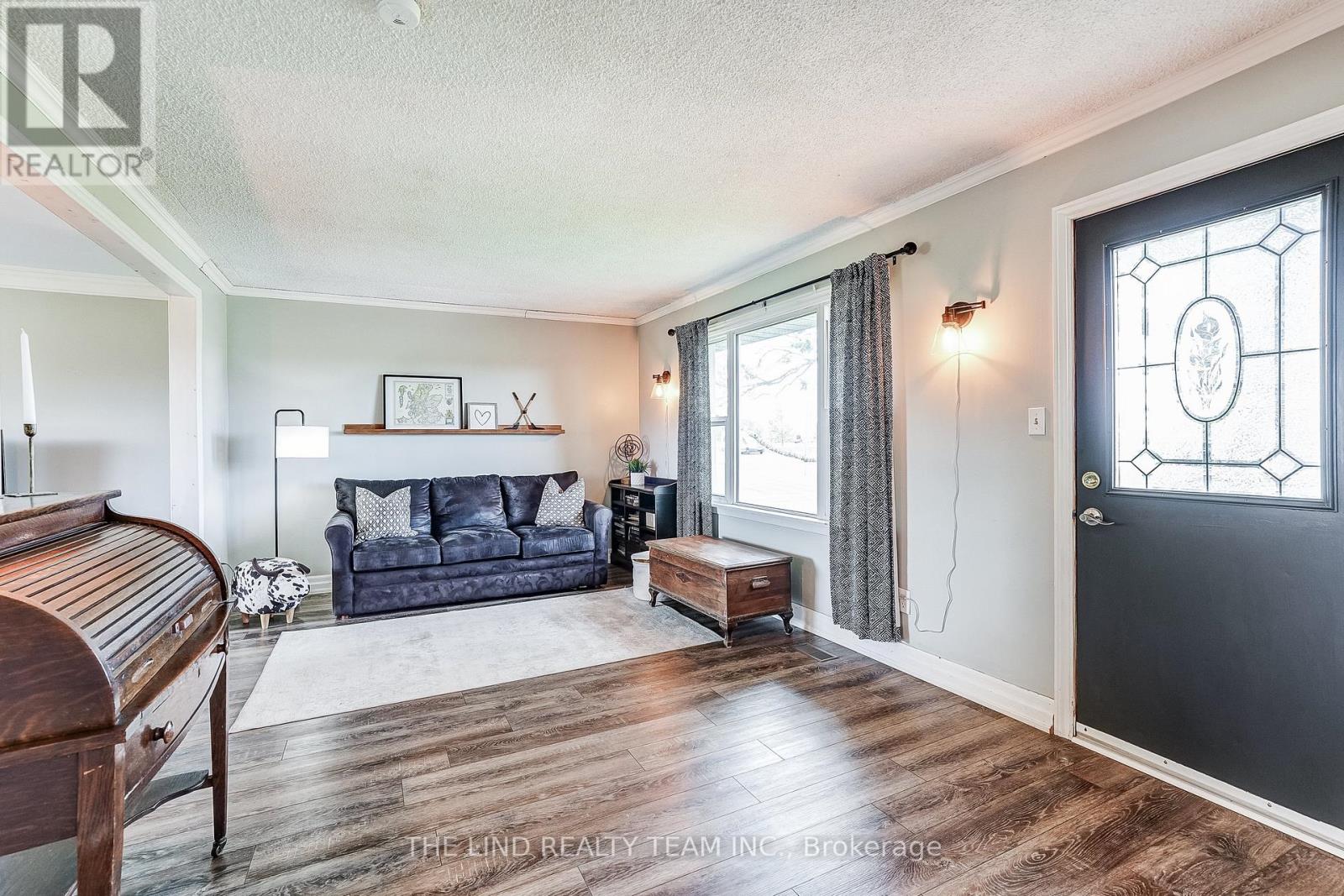 19505 BATHURST STREET - 13