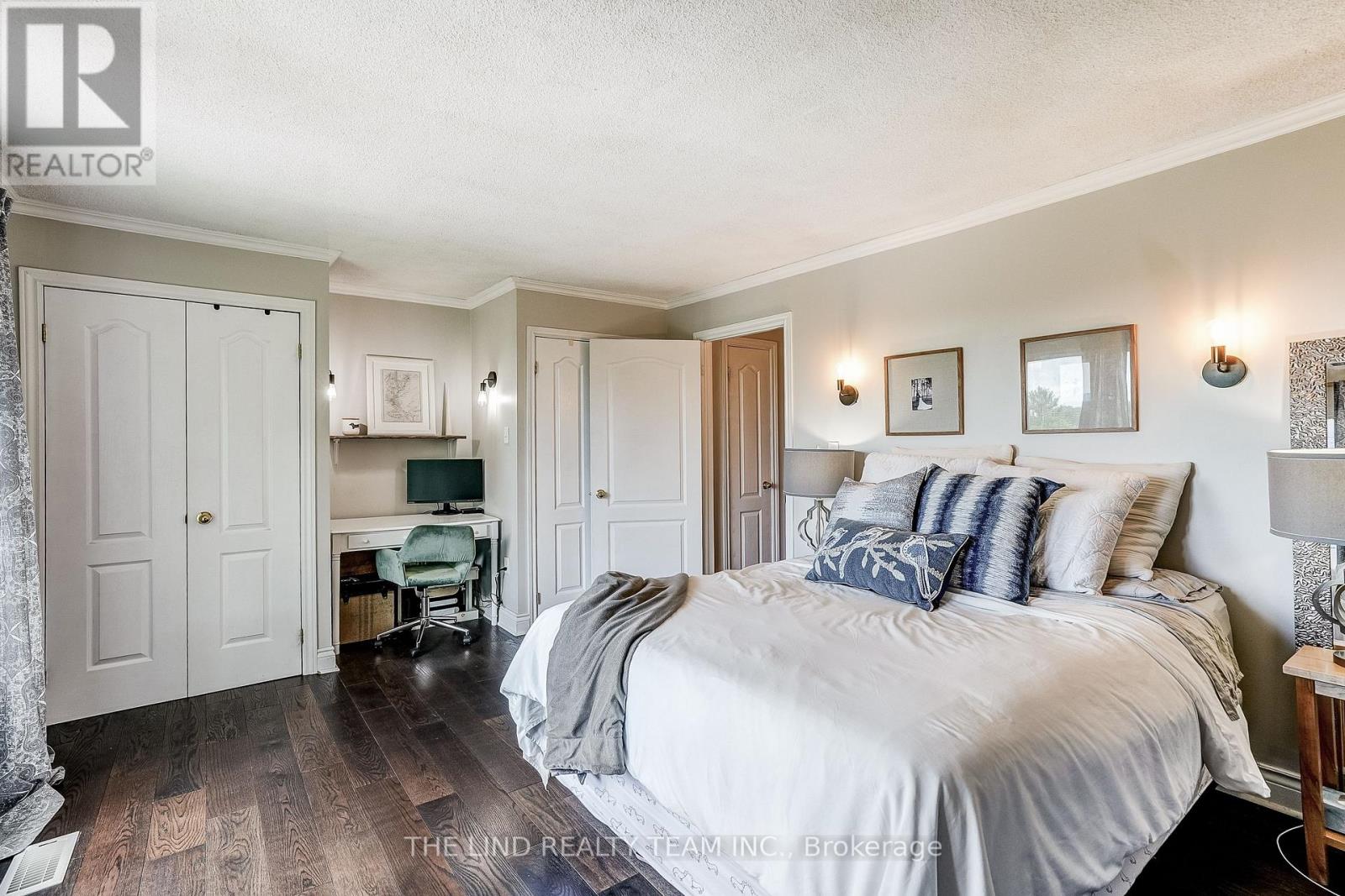 19505 BATHURST STREET - 20