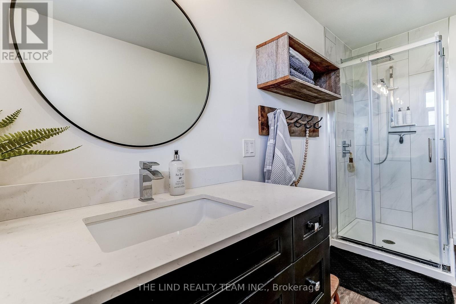 19505 BATHURST STREET - 18