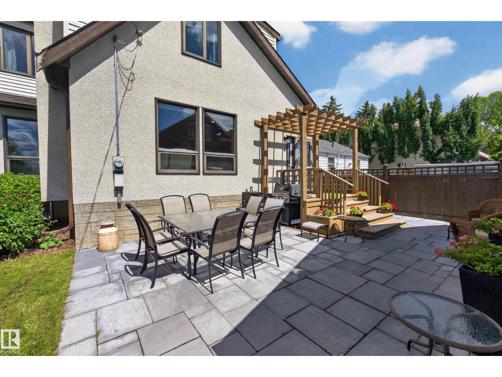 11331 75 AV NW — photo 40