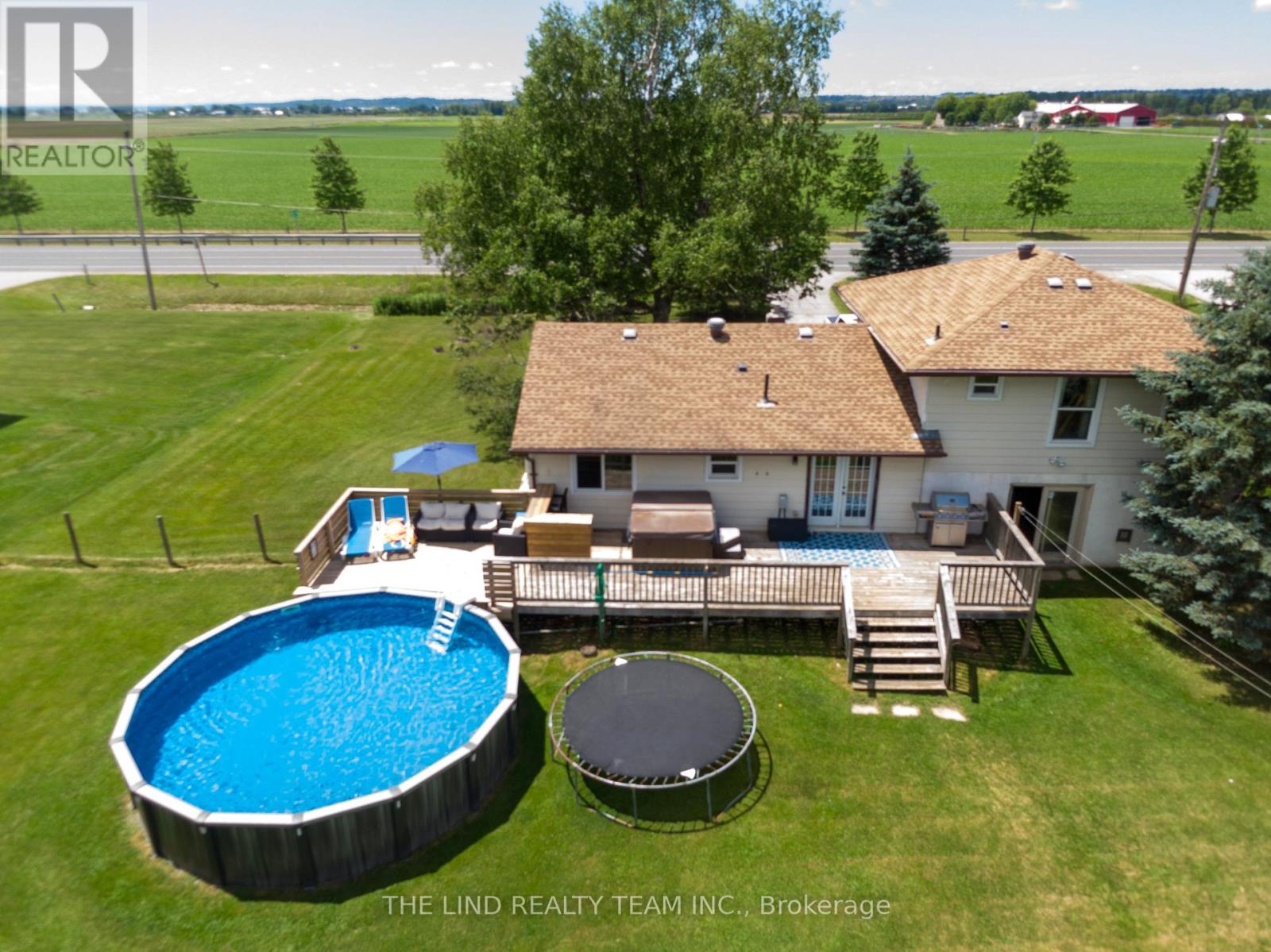 19505 BATHURST STREET - 4