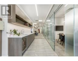 Cubicle 4 - 347 Jane Street, Toronto, ON M6S3Z3 Photo 9