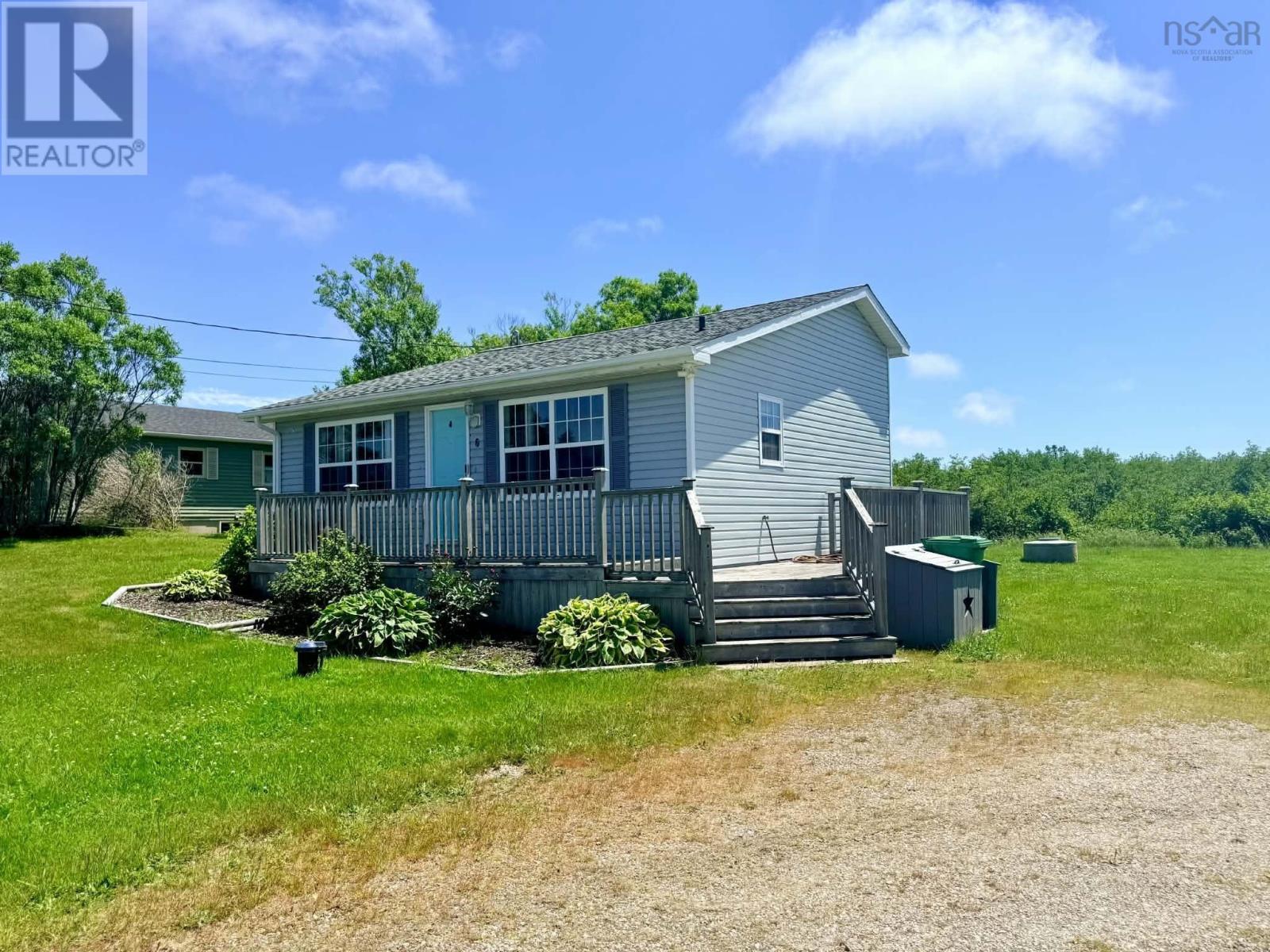 Property photo of 6 Green Rock Drive